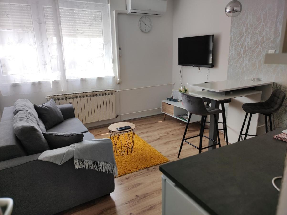Apartman Emy Karlovac Exterior photo